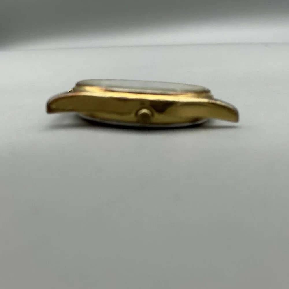 Pulsar Mens Watch 32mm Cream Dial Gold Tone Day Date V336-7000 For Parts